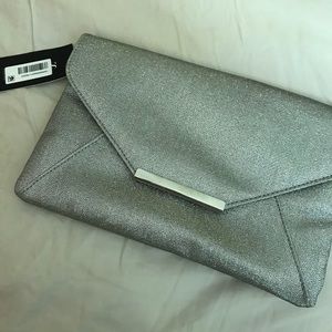 Silver Style Co clutch